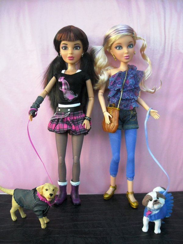 Lire la suite à propos de l’article Daniela et Sophie, poupées LIV