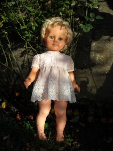 Lire la suite à propos de l’article Isabelle de Raynal (1962)